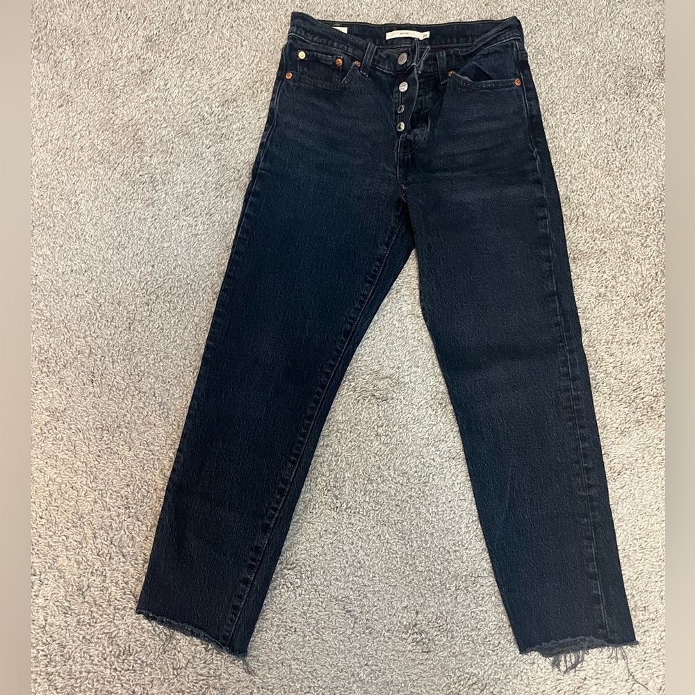 Levi's Wedgie Icon Women's Straight Leg Jeans Raw Hem Ankle Length